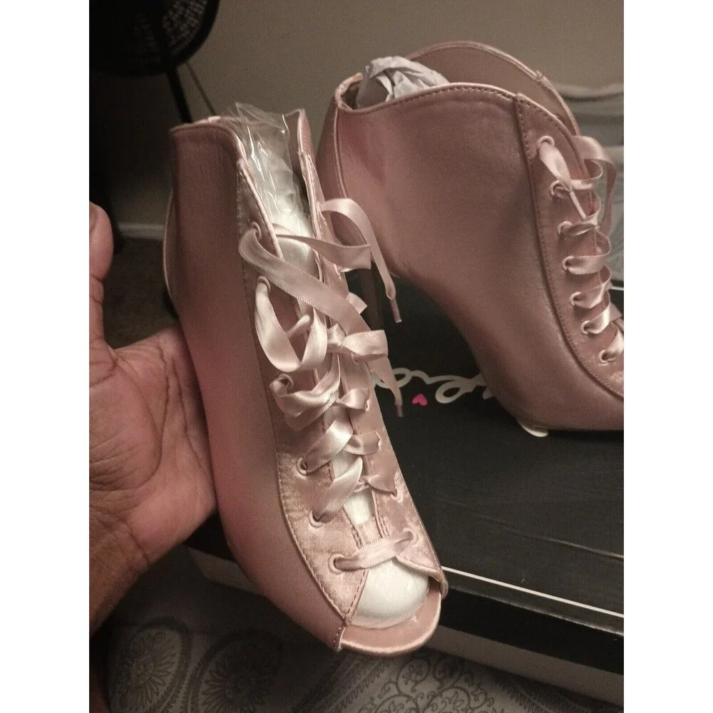 Qupid Satin pink Lace up heels size 10